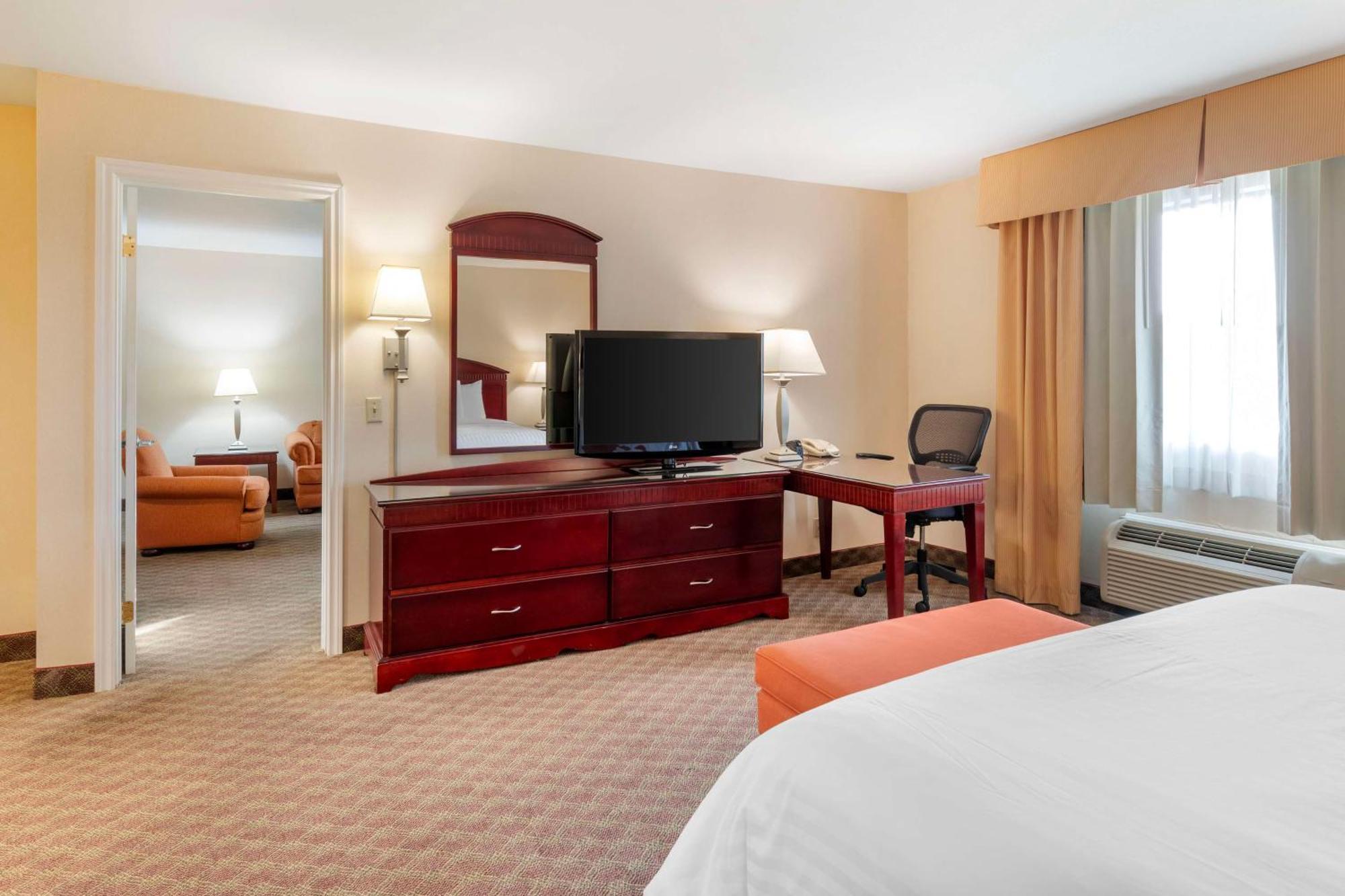 Best Western Plus West Covina Inn Exterior photo